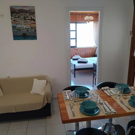 Hydra's View House Holiday home